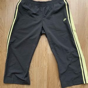 Nike Capri Pants - Size Medium